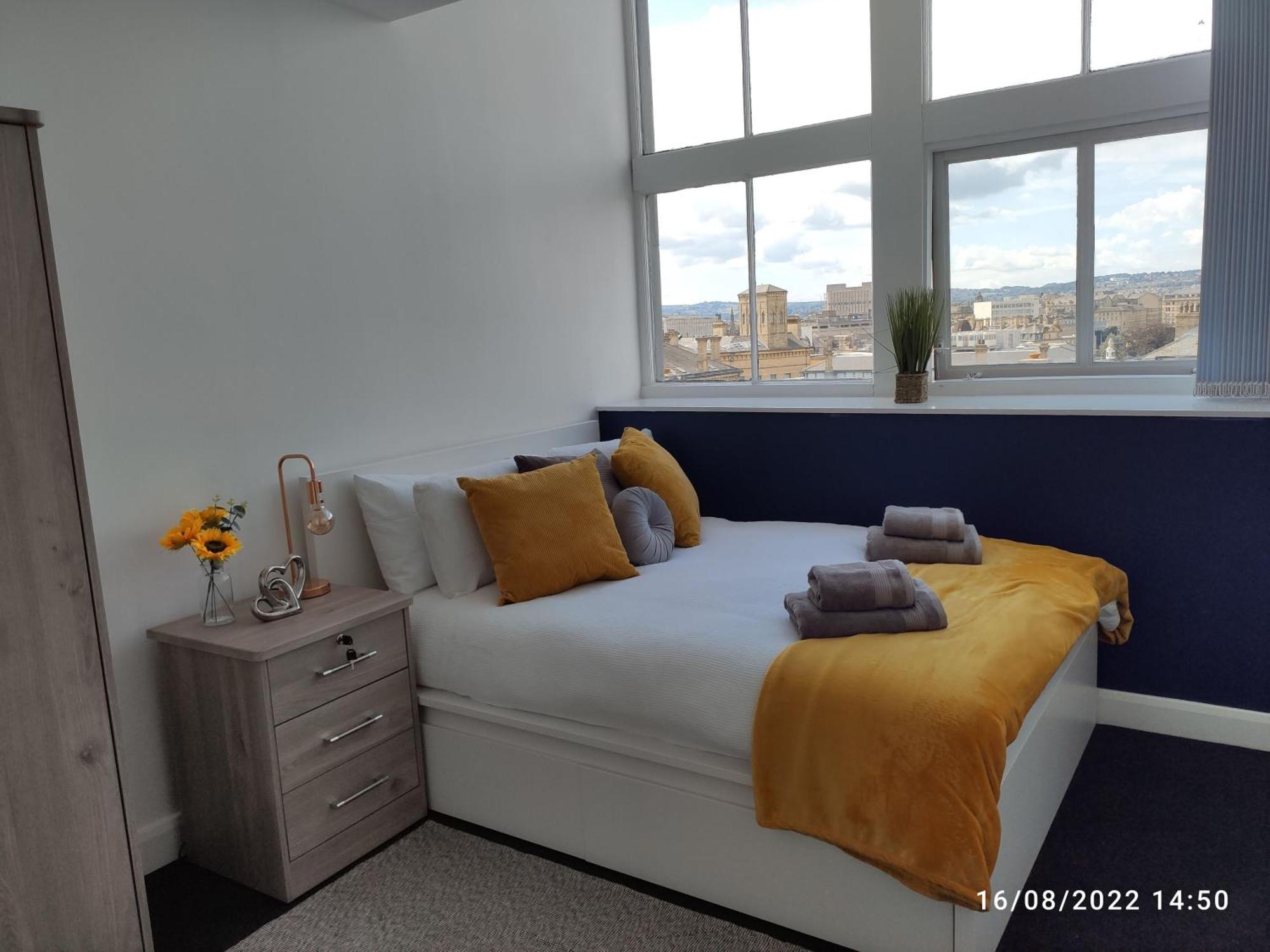 Sky Apartments Bradford  Zimmer foto